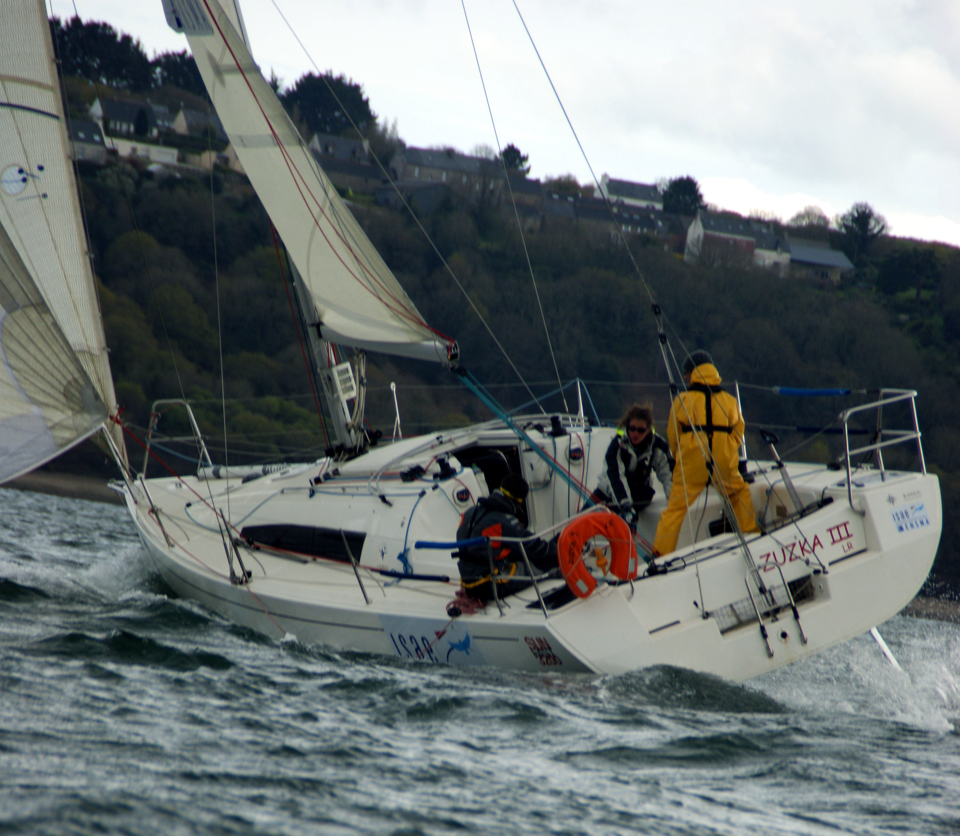 L’ENSMA Régate à la course de l’EDHEC